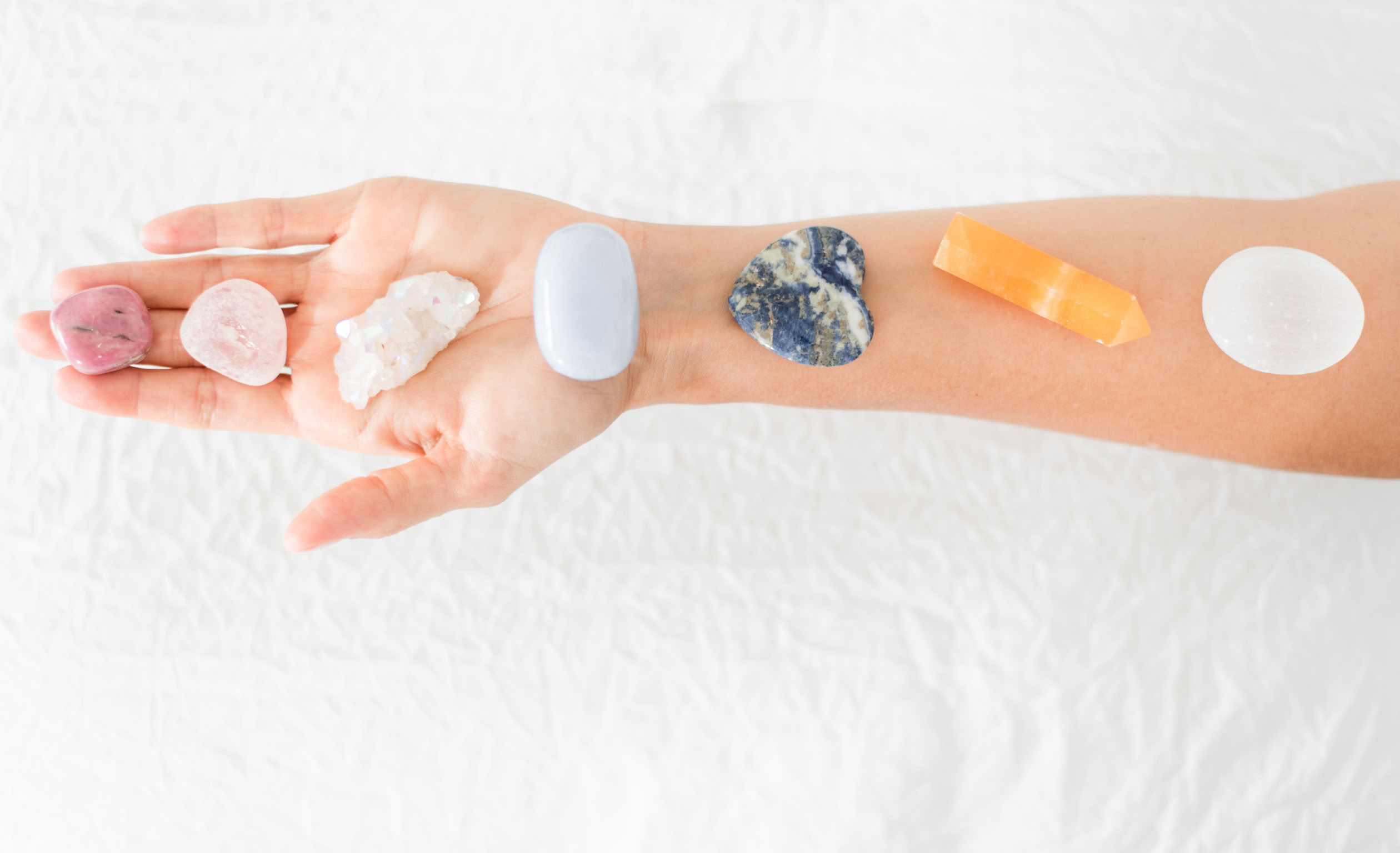Integrative wellness ritual designed to support relaxation, energetic balance and mind-body harmony.