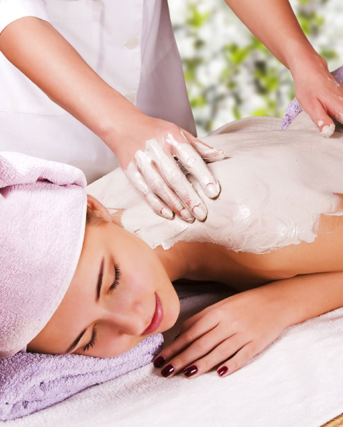 Experience the Back Renewal Treatment by Ana Tagliaferro, a luxurious back facial designed to deeply cleanse, exfoliate, hydrate, and restore healthy-looking skin. Ideal for addressing congestion, uneven texture, back acne concerns, and tension while promoting relaxation and skin renewal in Coral Gables, Miami.