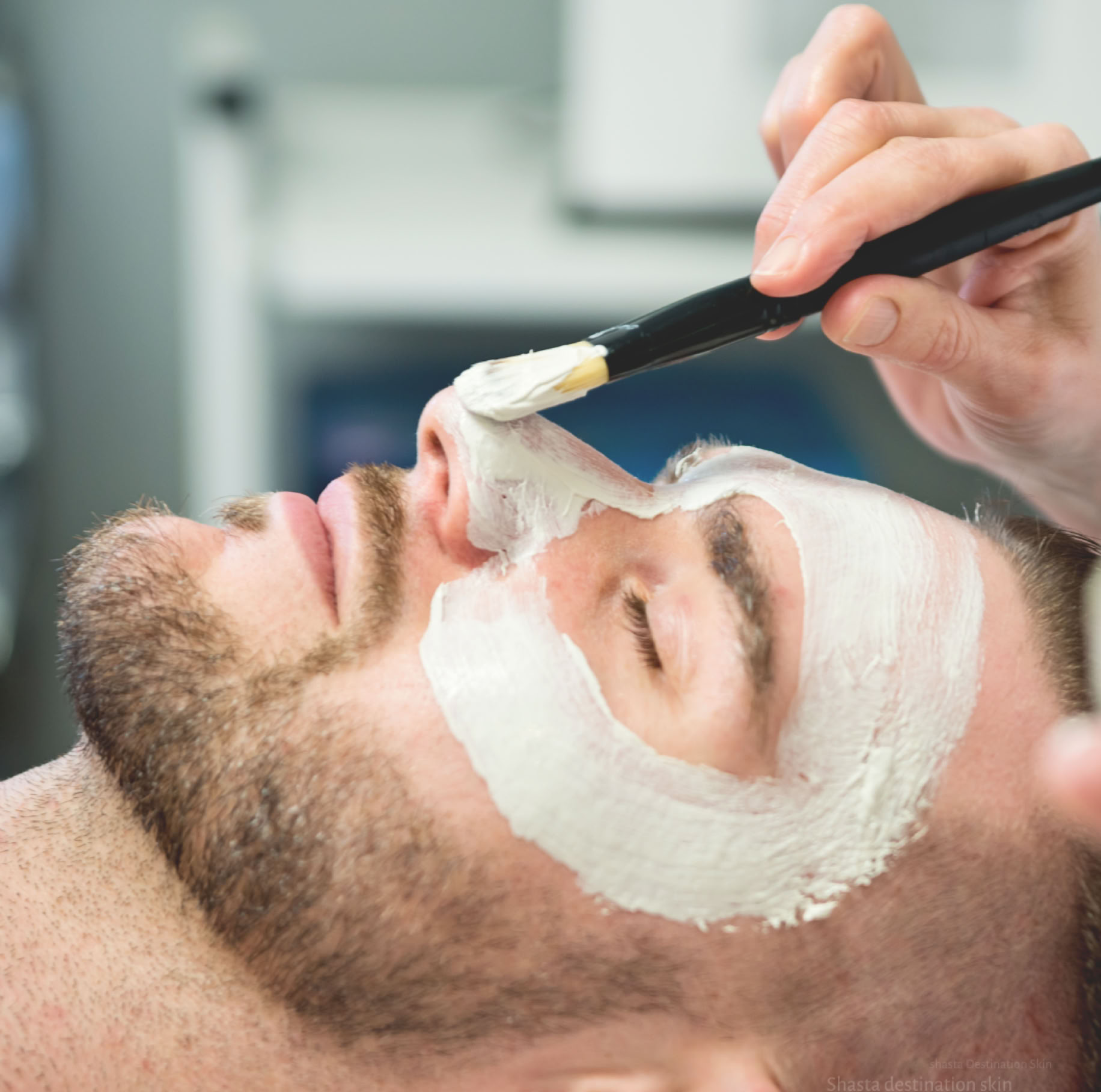 Experience the Men Signature Facial at Shasta Destination Skin in Coral Gables. This tailored facial is designed for men's skin, providing deep cleansing, exfoliation, and revitalization. Perfect for addressing oiliness, clogged pores, and signs of fatigue, leaving the skin refreshed, balanced, and healthy-looking. 